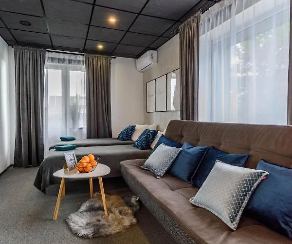 Lägenhet Apartments24 Ilu