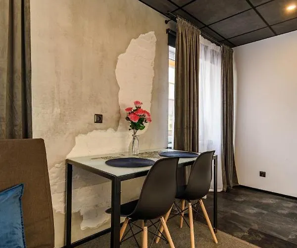 Lägenhet Apartments24 Ilu *